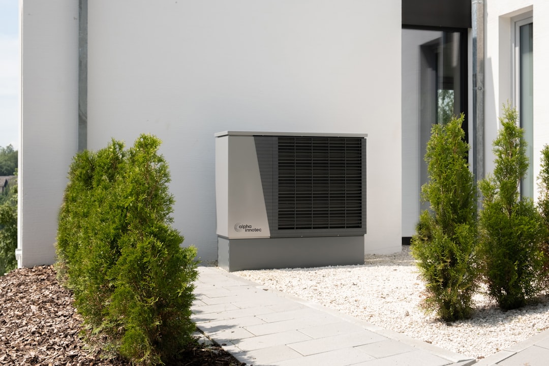 Unité de climatisation extérieure moderne et économe en énergie